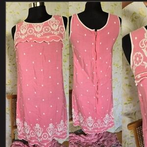 Casual Cotton Straight Mod Dress Pink with White Embroidery 34 Bust 27 Waist